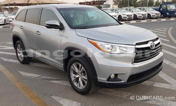 Comprar Importar Toyota Highlander Outro Carro em Import - Dubai em Bengo Province Comprar Importar Toyota Highlander Outro Carro em Import - Dubai em Bengo Province