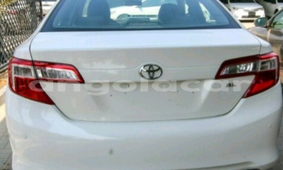 Comprar Novo Toyota Camry Branco Carro em Luanda em Luanda Province Comprar Novo Toyota Camry Branco Carro em Luanda em Luanda Province