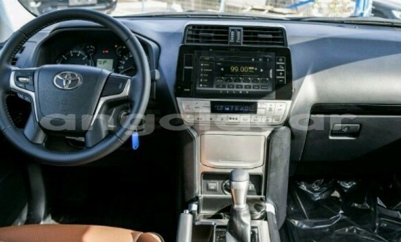 Comprar Novo Toyota Prado Branco Carro em Luanda em Luanda Province Comprar Novo Toyota Prado Branco Carro em Luanda em Luanda Province