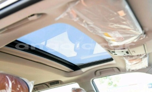 Comprar Novo Toyota Prado Branco Carro em Luanda em Luanda Province Comprar Novo Toyota Prado Branco Carro em Luanda em Luanda Province