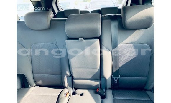 Comprar Importar Hyundai Santa Fe Branco Carro em Import - Dubai em Bengo Province Comprar Importar Hyundai Santa Fe Branco Carro em Import - Dubai em Bengo Province