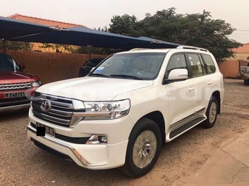 Big with watermark toyota land cruiser moxico luena 5864