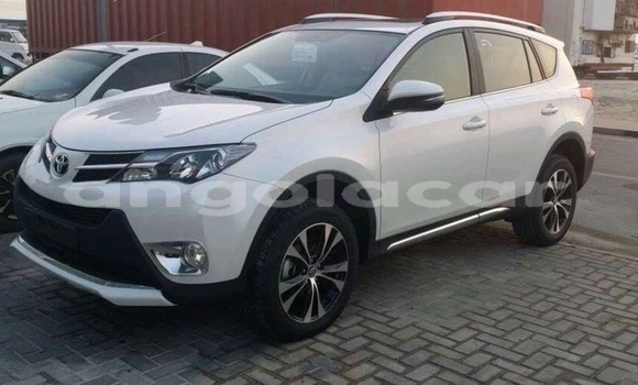 Acheter Neuf Voiture Toyota RAV4 Blanc à Luena, Moxico Acheter Neuf Voiture Toyota RAV4 Blanc à Luena, Moxico
