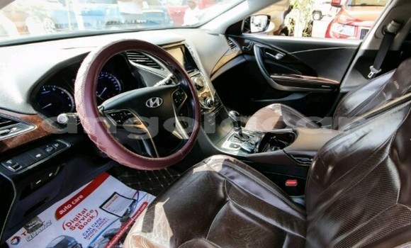 Buy New Hyundai Azera Black Car in Luanda in Luanda Province Buy New Hyundai Azera Black Car in Luanda in Luanda Province