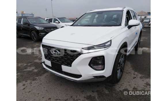 Acheter Import Voiture Hyundai Santa Fe Blanc à Import - Dubai, Province de Bengo Acheter Import Voiture Hyundai Santa Fe Blanc à Import - Dubai, Province de Bengo