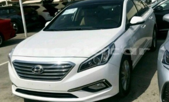 Buy New Hyundai Sonata White Car in Luanda in Luanda Province Buy New Hyundai Sonata White Car in Luanda in Luanda Province