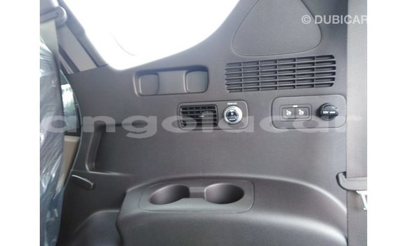 Acheter Import Voiture Hyundai Santa Fe Blanc à Import - Dubai, Province de Bengo Acheter Import Voiture Hyundai Santa Fe Blanc à Import - Dubai, Province de Bengo