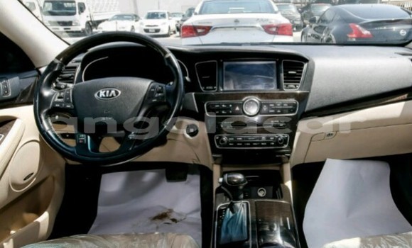 Buy New Kia Quoris Black Car in Luanda in Luanda Province Buy New Kia Quoris Black Car in Luanda in Luanda Province