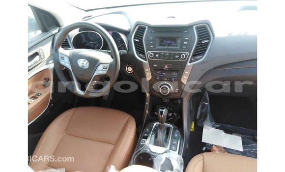 Comprar Importar Hyundai Santa Fe Branco Carro em Import - Dubai em Bengo Province Comprar Importar Hyundai Santa Fe Branco Carro em Import - Dubai em Bengo Province