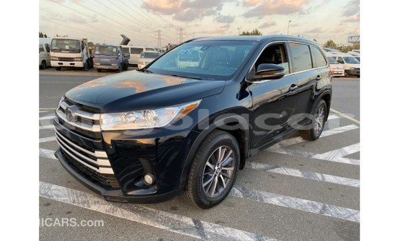 Comprar Importar Toyota Highlander Preto Carro em Import - Dubai em Bengo Province Comprar Importar Toyota Highlander Preto Carro em Import - Dubai em Bengo Province