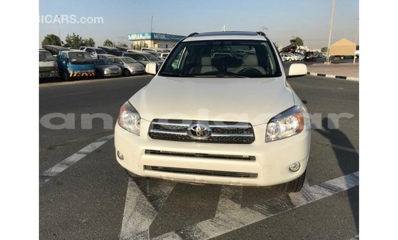 Comprar Importar Toyota 4Runner Branco Carro em Import - Dubai em Bengo Province Comprar Importar Toyota 4Runner Branco Carro em Import - Dubai em Bengo Province