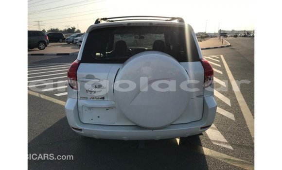 Comprar Importar Toyota 4Runner Branco Carro em Import - Dubai em Bengo Province Comprar Importar Toyota 4Runner Branco Carro em Import - Dubai em Bengo Province