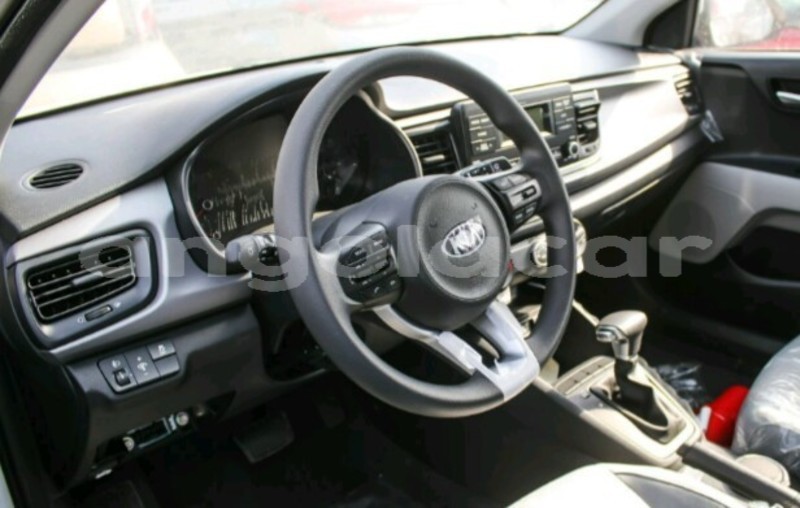 Big with watermark kia rio luanda province luanda 5916