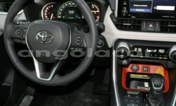 Comprar Novo Toyota RAV4 Outro Carro em Luanda em Luanda Province Comprar Novo Toyota RAV4 Outro Carro em Luanda em Luanda Province