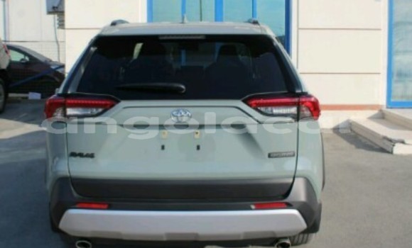 Comprar Novo Toyota RAV4 Outro Carro em Luanda em Luanda Province Comprar Novo Toyota RAV4 Outro Carro em Luanda em Luanda Province