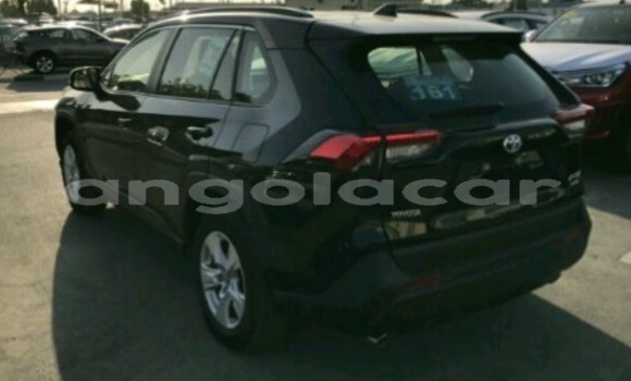Comprar Novo Toyota RAV4 Preto Carro em Luanda em Luanda Province Comprar Novo Toyota RAV4 Preto Carro em Luanda em Luanda Province