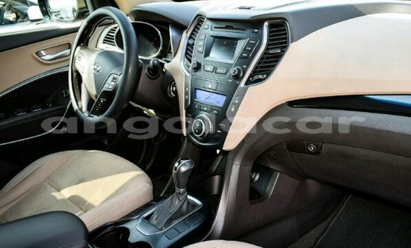 Buy Used Hyundai Santa Fe Black Car in Luanda in Luanda Province Buy Used Hyundai Santa Fe Black Car in Luanda in Luanda Province