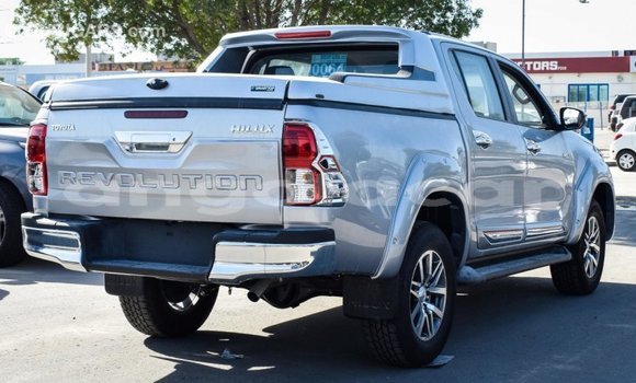 Comprar Importar Toyota Hilux Outro Carro em Import - Dubai em Bengo Province Comprar Importar Toyota Hilux Outro Carro em Import - Dubai em Bengo Province