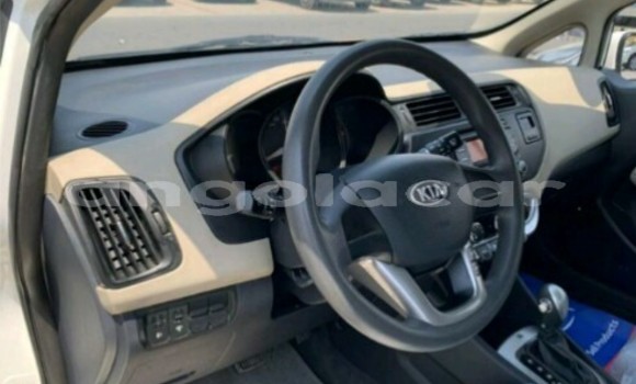 Buy Used Kia rio White Car in Luanda in Luanda Province Buy Used Kia rio White Car in Luanda in Luanda Province