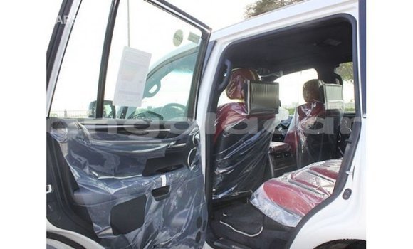 Comprar Importar Lexus LX Branco Carro em Import - Dubai em Bengo Province