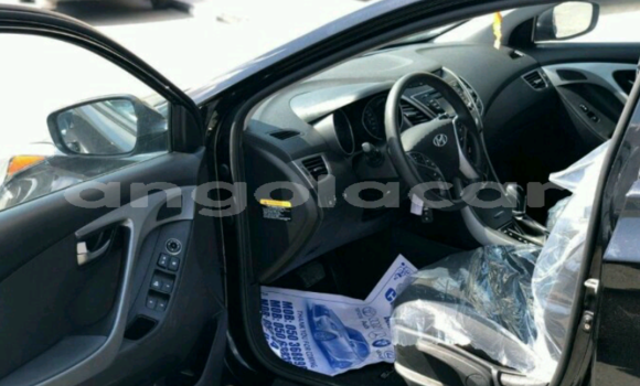 Buy New Hyundai Elantra Silver Car in Luanda in Luanda Province Buy New Hyundai Elantra Silver Car in Luanda in Luanda Province