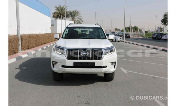 Comprar Importar Toyota Prado Branco Carro em Import - Dubai em Bengo Province Comprar Importar Toyota Prado Branco Carro em Import - Dubai em Bengo Province