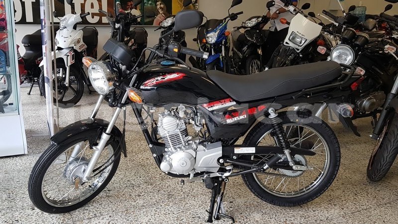 Big with watermark yamaha raider bengo caxito 6012