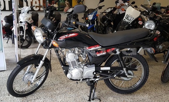 Comprar Novo Yamaha Raider Branco Moto em Caxito em Bengo Comprar Novo Yamaha Raider Branco Moto em Caxito em Bengo
