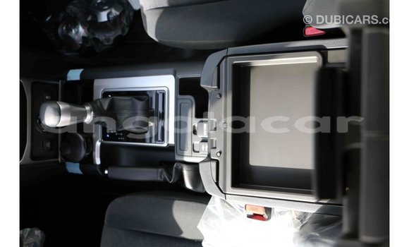 Comprar Importar Toyota Prado Branco Carro em Import - Dubai em Bengo Province Comprar Importar Toyota Prado Branco Carro em Import - Dubai em Bengo Province