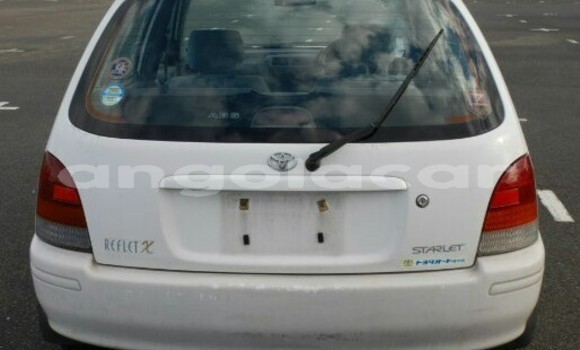 Buy Used Toyota Starlet White Car in Luanda in Luanda Province Buy Used Toyota Starlet White Car in Luanda in Luanda Province