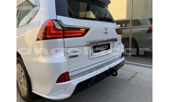 Comprar Importar Lexus LX Branco Carro em Import - Dubai em Bengo Province Comprar Importar Lexus LX Branco Carro em Import - Dubai em Bengo Province