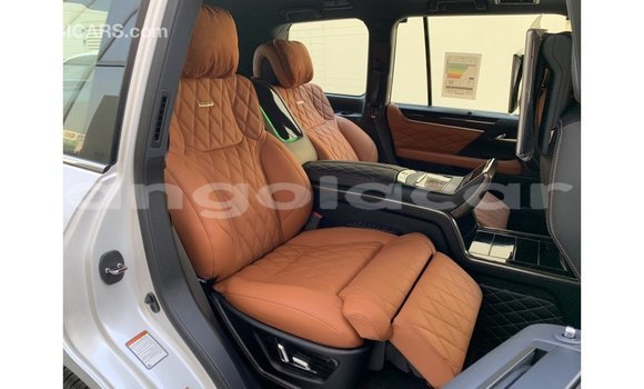 Comprar Importar Lexus LX Branco Carro em Import - Dubai em Bengo Province Comprar Importar Lexus LX Branco Carro em Import - Dubai em Bengo Province
