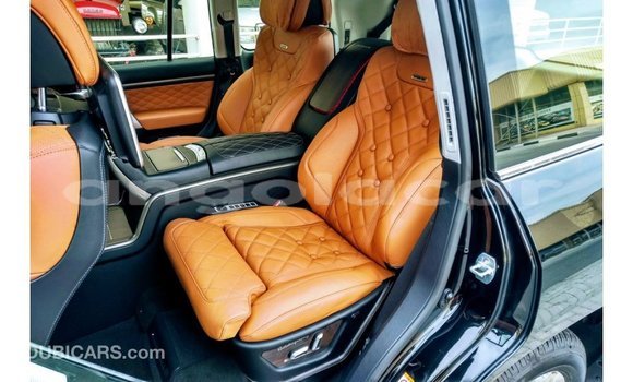 Acheter Import Voiture Toyota Land Cruiser Noir à Import - Dubai, Province de Bengo Acheter Import Voiture Toyota Land Cruiser Noir à Import - Dubai, Province de Bengo