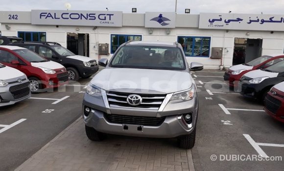 Comprar Importar Toyota Fortuner Outro Carro em Import - Dubai em Bengo Province Comprar Importar Toyota Fortuner Outro Carro em Import - Dubai em Bengo Province