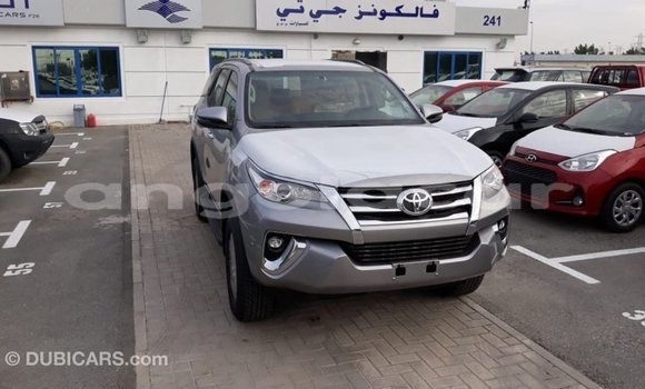 Comprar Importar Toyota Fortuner Outro Carro em Import - Dubai em Bengo Province Comprar Importar Toyota Fortuner Outro Carro em Import - Dubai em Bengo Province