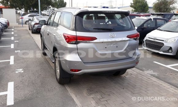 Comprar Importar Toyota Fortuner Outro Carro em Import - Dubai em Bengo Province Comprar Importar Toyota Fortuner Outro Carro em Import - Dubai em Bengo Province