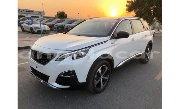 Acheter Import Voiture Peugeot 5008 Blanc à Import - Dubai, Province de Bengo