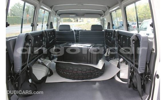 Buy Import Toyota Land Cruiser White Car in Import - Dubai in Bengo Province Buy Import Toyota Land Cruiser White Car in Import - Dubai in Bengo Province