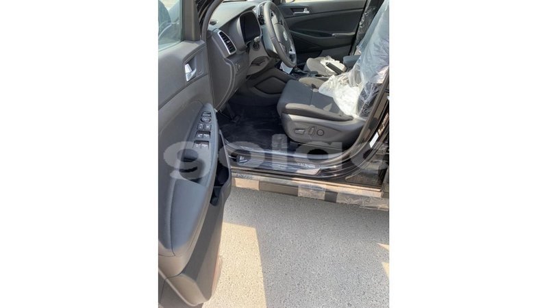 Big with watermark hyundai tucson bengo province import dubai 6158