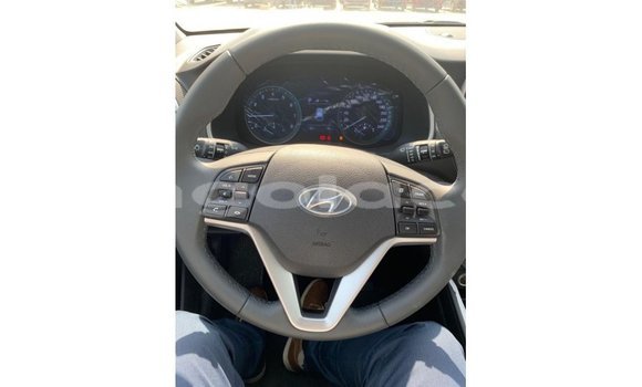 Buy Import Hyundai Tucson Black Car in Import - Dubai in Bengo Province Buy Import Hyundai Tucson Black Car in Import - Dubai in Bengo Province