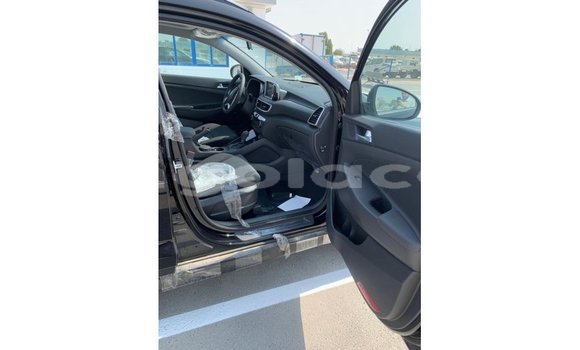 Buy Import Hyundai Tucson Black Car in Import - Dubai in Bengo Province Buy Import Hyundai Tucson Black Car in Import - Dubai in Bengo Province