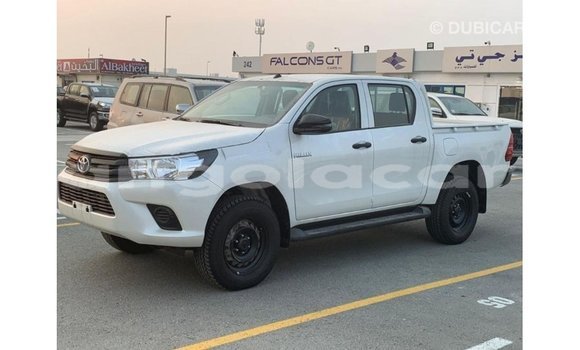 Buy Import Toyota Hilux White Car in Import - Dubai in Bengo Province Buy Import Toyota Hilux White Car in Import - Dubai in Bengo Province