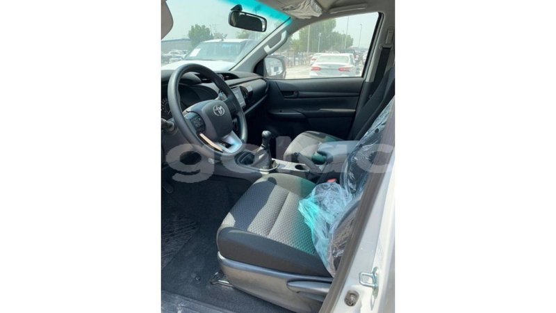 Big with watermark toyota hilux bengo province import dubai 6159