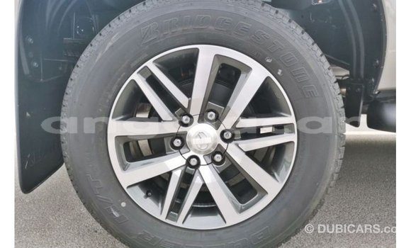 Comprar Importar Toyota Hilux Outro Carro em Import - Dubai em Bengo Province Comprar Importar Toyota Hilux Outro Carro em Import - Dubai em Bengo Province