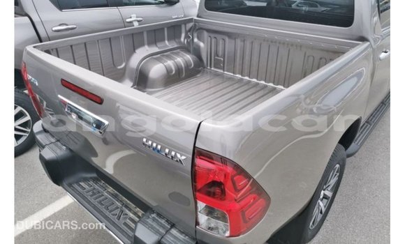 Comprar Importar Toyota Hilux Outro Carro em Import - Dubai em Bengo Province Comprar Importar Toyota Hilux Outro Carro em Import - Dubai em Bengo Province