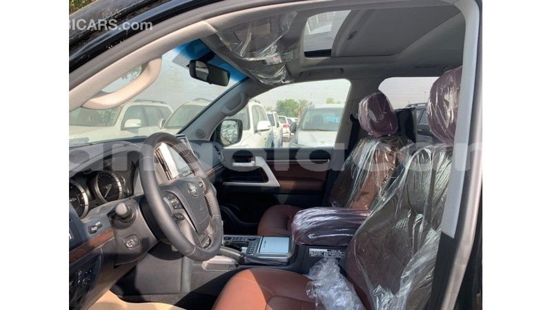 Big with watermark toyota land cruiser bengo province import dubai 6165