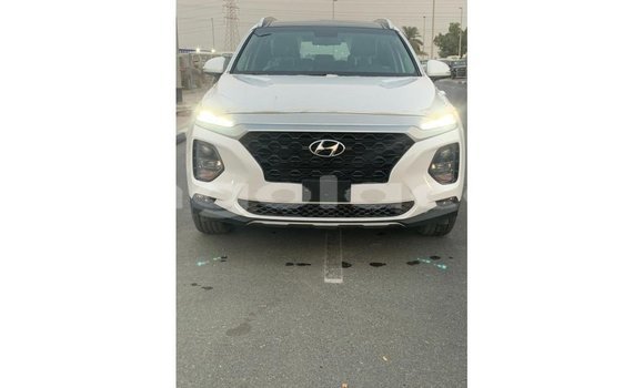 Buy Import Hyundai Santa Fe White Car in Import - Dubai in Bengo Province Buy Import Hyundai Santa Fe White Car in Import - Dubai in Bengo Province