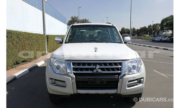Buy Import Mitsubishi Pajero White Car in Import - Dubai in Bengo Province Buy Import Mitsubishi Pajero White Car in Import - Dubai in Bengo Province