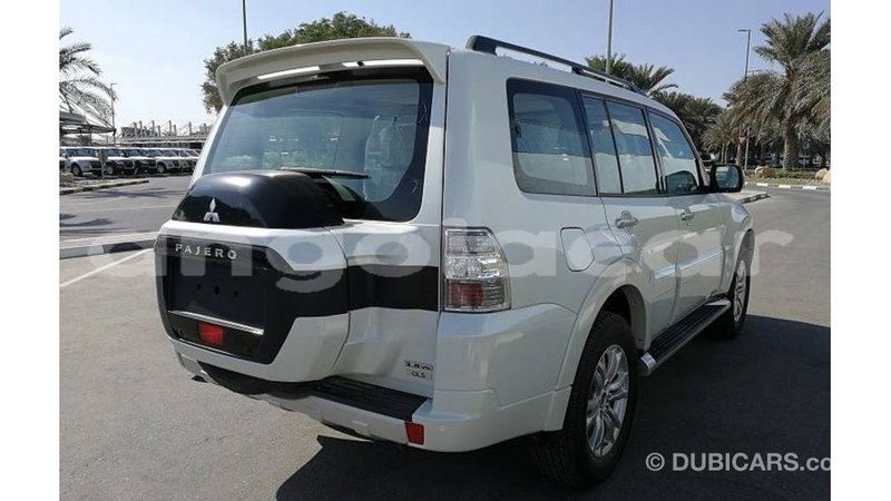 Big with watermark mitsubishi pajero bengo province import dubai 6170