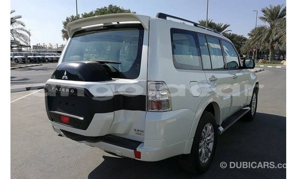 Buy Import Mitsubishi Pajero White Car in Import - Dubai in Bengo Province Buy Import Mitsubishi Pajero White Car in Import - Dubai in Bengo Province